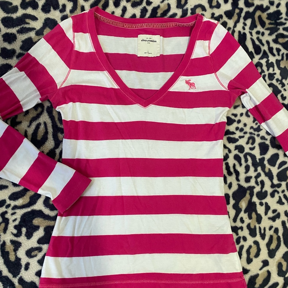 Vintage y2k Abercrombie & Fitch Hollister Long Sleeve V Neck Top